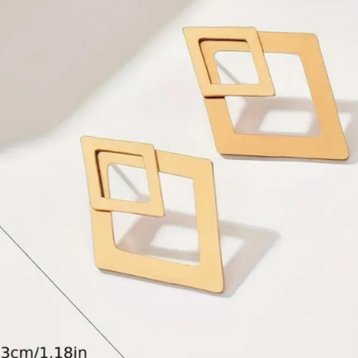 European And American Style Simple Diamond-Shaped Earrings For Women
